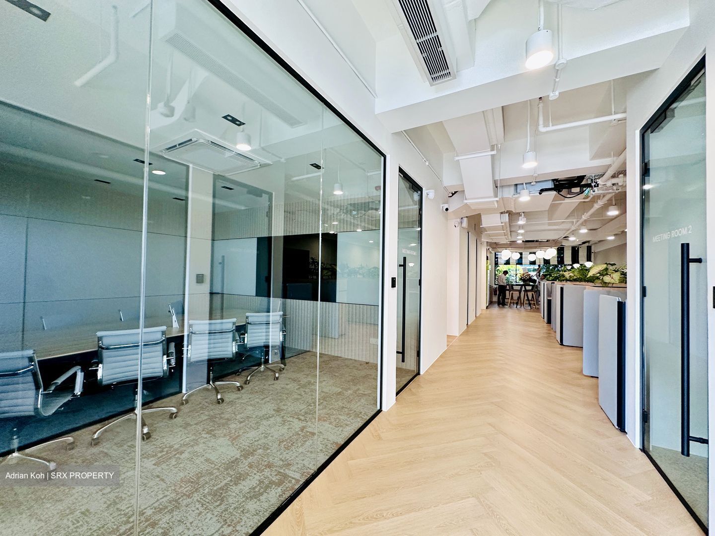 Commonwealth MRT (D3), Factory #453207611